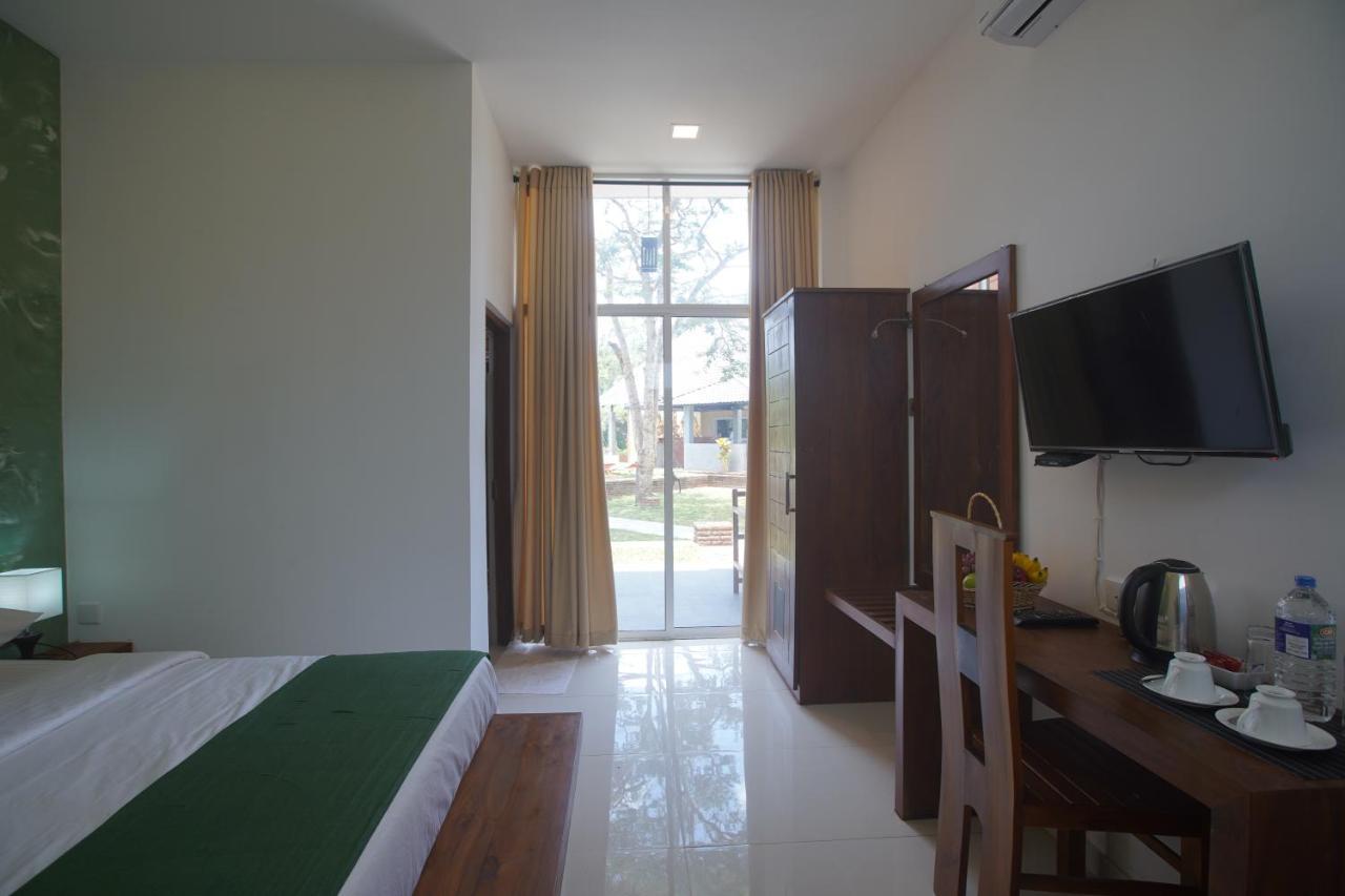 Monaara Leisure - Anuradhapura Exterior foto